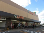 小麦の郷ライフ東淡路店