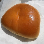 クリームパン（丸）：まるき製パン所