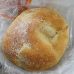 淡路玉ねぎパン：プチフランス