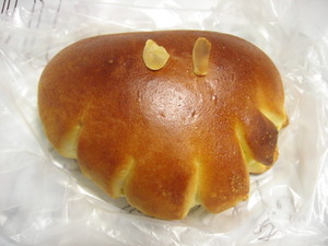 クリームパン：ワルダー