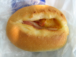 トマトベーコンフランス：志津屋