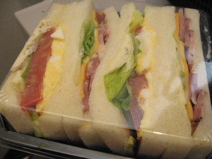 ペッパーポークサンド：FREDS CAFE