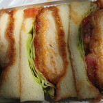 チキンカツサンド：進々堂