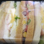 ベーコンたまごサンド（カルボナーラソース）：FREDS CAFE