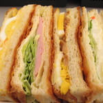 デニッシュミックス：FREDS CAFE梅田店