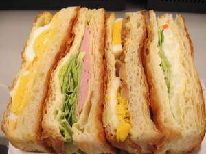 デニッシュミックス：FREDS CAFE