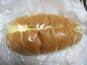 バタークリームサンド（仮）：中井製パン所