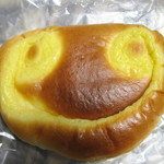 クリームパン：トコハベーカリー