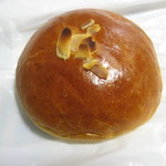 クリームパン：マーマン