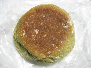 塩麹入り白玉あんぱん（抹茶）：パネッテリアオークラ