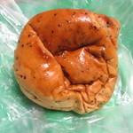 紅茶とイチジクのクリームパン：52CHO-ME BAKERY