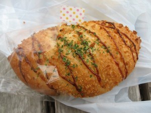 ぎょうざパン：みずいろぱん
