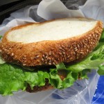 志津屋：バケットサンドチキチキ南蛮京阪三条店