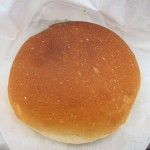 幻のクリームパン：サンエトワール大阪WTC店