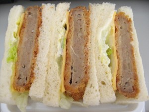 ミンチカツBOX：FREDS CAFE