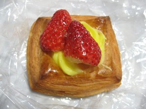 イチゴのダノワーズ：パネッテリアオークラ