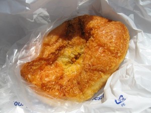 美味しいカレードーナツ：志津屋