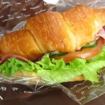 クロワッサン野菜サンド（パストラミビーフ）：cascadeゼスト御池店