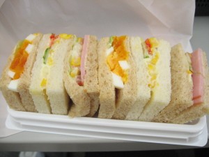 夏野菜のミックスサンド：FREDS CAFE