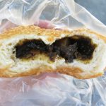 牛すじとごぼうの揚げカレーパン：オレノパンオクムラ