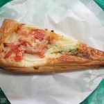クロワッサンのピザ：キャトルセゾン