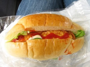 オムレツロール：ヤマシタパン