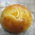 オレンジのクリームパン：コティアコティ