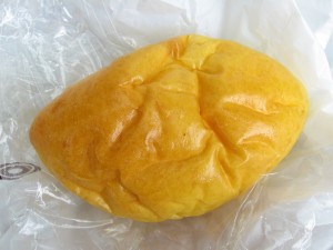 夏のマンゴークリームパン：パネッテリアオークラ