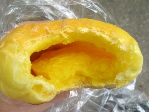 夏のマンゴークリームパン：パネッテリアオークラ