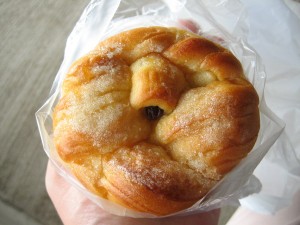 レーズンとリンゴのブラン：志津屋