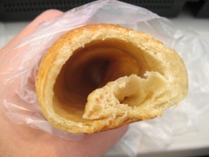 塩パン：FREDS CAFE