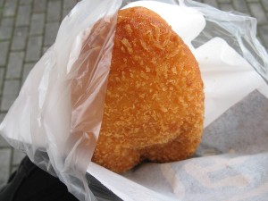 カレーパン：ファミーユ（西賀茂）