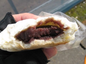 塩豆あんぱん：みずいろぱん