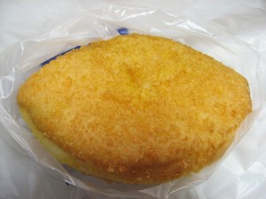 華味鳥カレーパン：志津屋