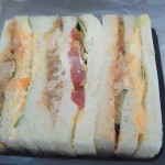 タイ風ガバオとグリーンカレーのサンド：FREDS CAFE梅田店
