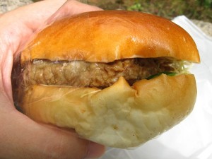 ハンバーグサンド：ベイカリー白川