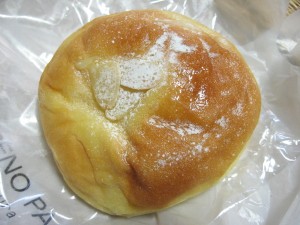 トロピカルクリーム：オレノパンオクムラ