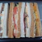 3種のキノコとスモークサーモンのサンド：FREDS CAFE梅田店