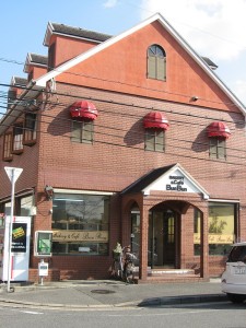 ブンブン