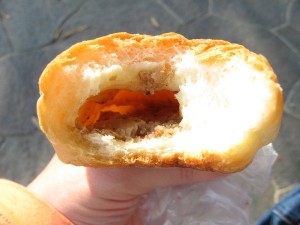 ピロシキパン：ブンブン