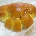 クリームパン：モノポール