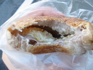 オレンジクリームチーズのくるみパン：プティワゾー