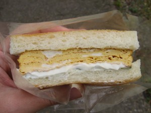 たまごやきサンド：ハヤシ