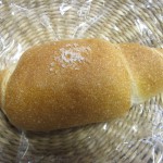 塩パン：ぱんのちはれ