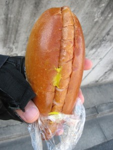 ホットドッグ：ポワロ