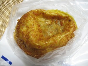 ちょっぴりおとなのカレードーナツ：志津屋