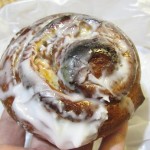 シナモンロール：やぎぱん