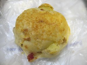 ベーコンポテト：志津屋