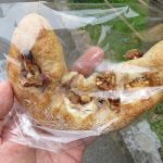 ライ麦 クリームチーズ・クルミ・ハチミツ：松