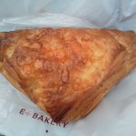 チーズカレーデニッシュ：FREDS CAFE梅田店